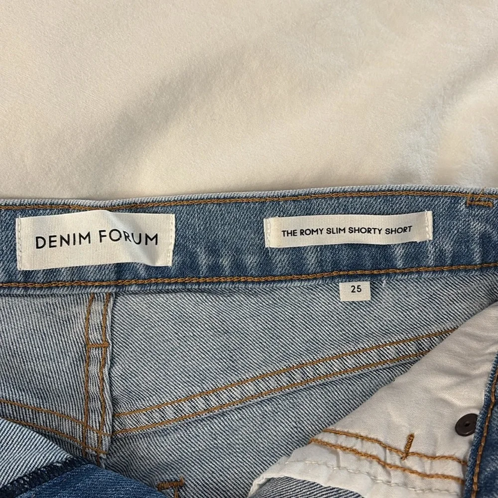 Denim Forum Romy Shorty Short - Picture 3 of 3